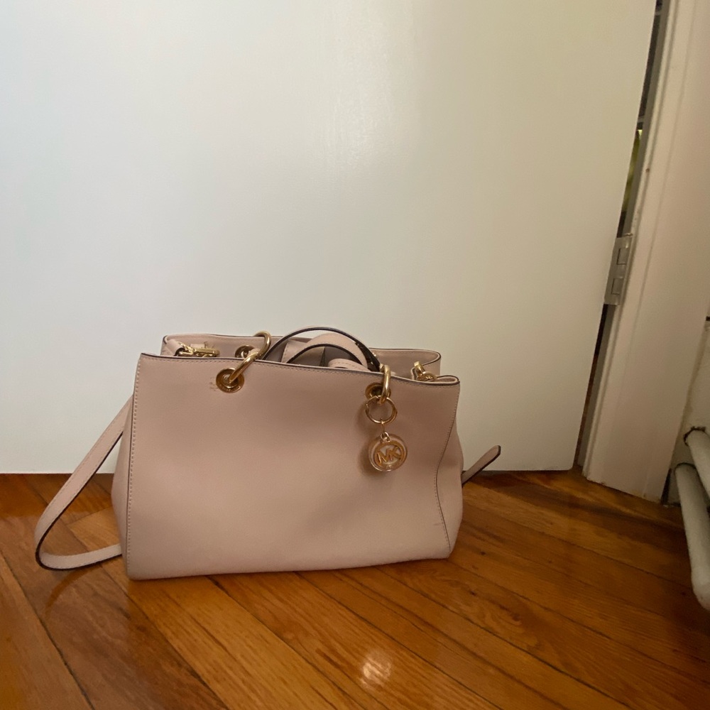 MK light pink purse